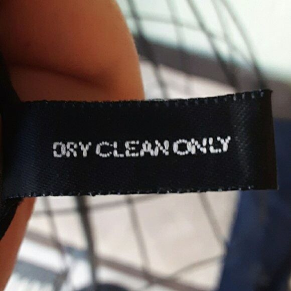 Express Black Sheer Floral Scarf Roses 21" x 21" Square Romantic Goth - Picture 3 of 4